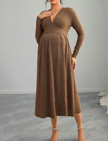 Rochie medie SHEIN Maternity, maro