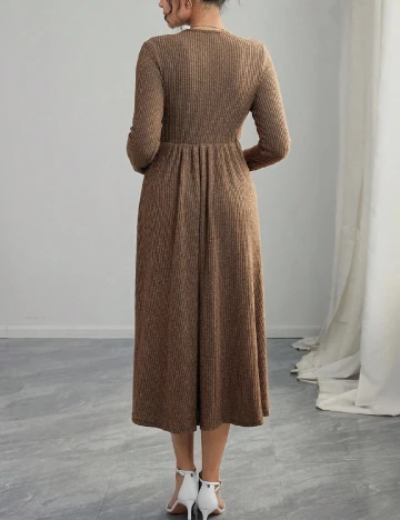 Rochie medie SHEIN Maternity, maro