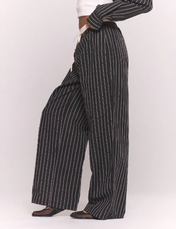 Pantaloni Musera, negru