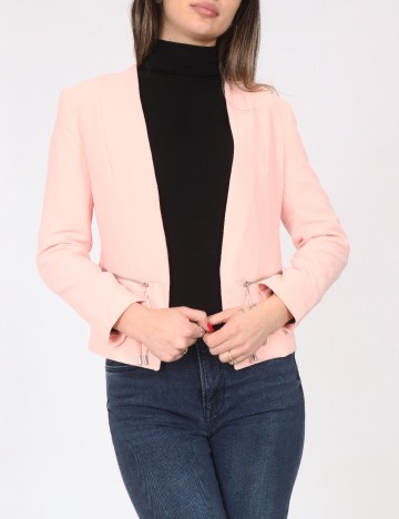 
						Blazer Bershka, piersica
