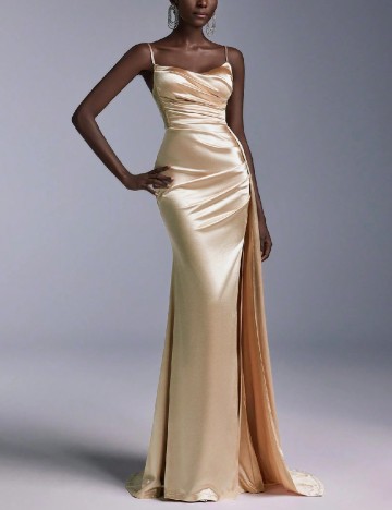 
						Rochie lunga SHEIN, auriu