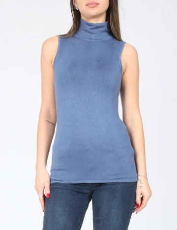 Vesta Zara, albastru