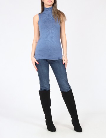 Vesta Zara, albastru