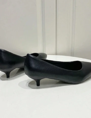 Pantofi SHEIN, negru