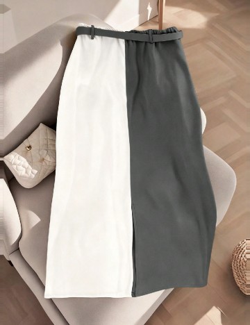 
						Fusta SHEIN CURVE, alb/gri