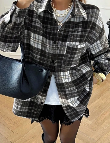 Jacheta Dazy, alb/negru