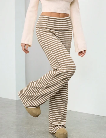 Pantaloni SHEIN, crem/maro