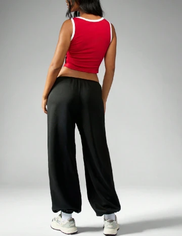 Pantaloni Missguided, negru