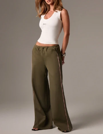 Pantaloni AiiRZ, verde