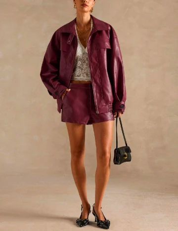 Pantaloni scurti SHEIN, pruna