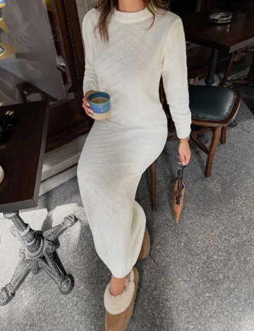 
						Rochie lunga SHEIN, ecru