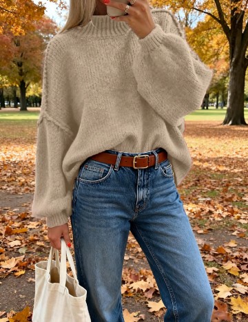 
						Pulover SHEIN CURVE, crem