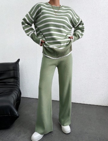 
						Compleu SHEIN, verde