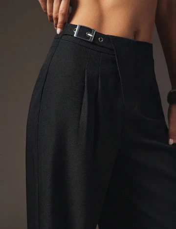 Pantaloni SHEIN, negru