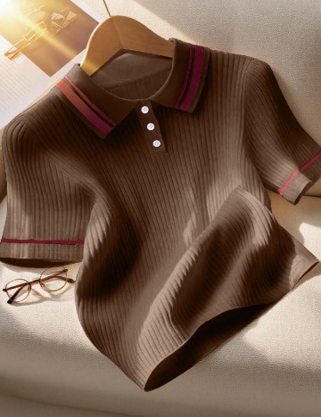 
						Tricou SHEIN CURVE, maro