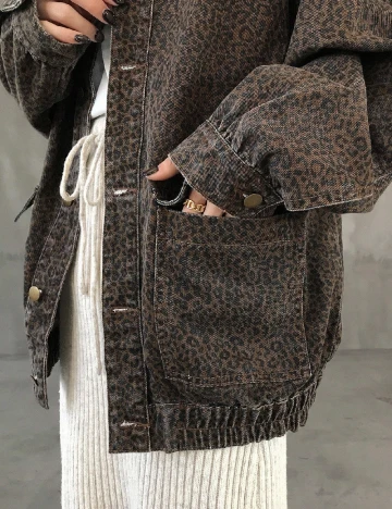 Jacheta Friful, maro