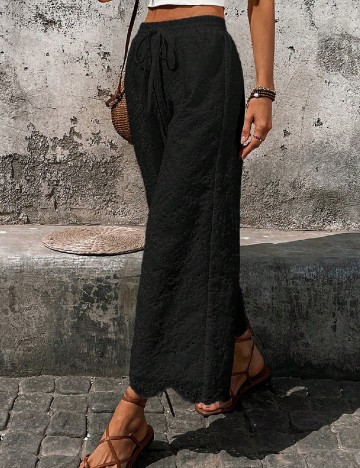 
						Pantaloni SHEIN, negru