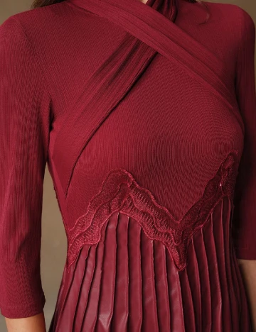 Rochie medie Anewsta, rosu