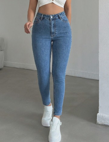 
						Blugi SHEIN, albastru