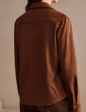 Camasa Anewsta, maro