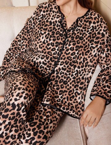 Pijama SHEIN CURVE, animal print