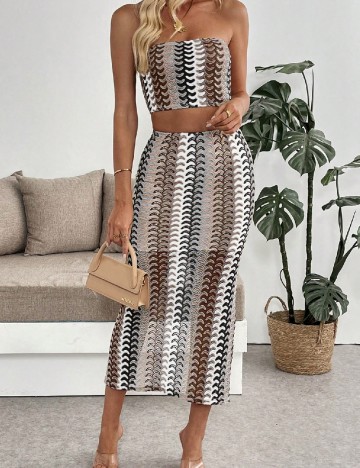 
						Compleu SHEIN, mix culori