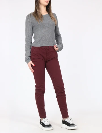 Pantaloni Pull&Bear, visiniu