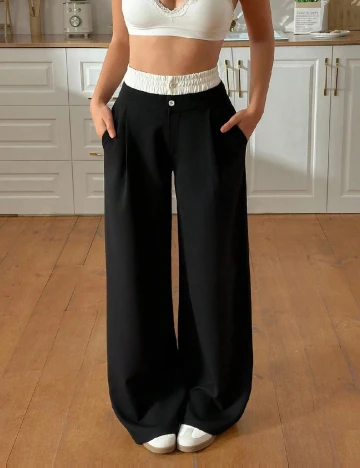 Pantaloni SHEIN, negru