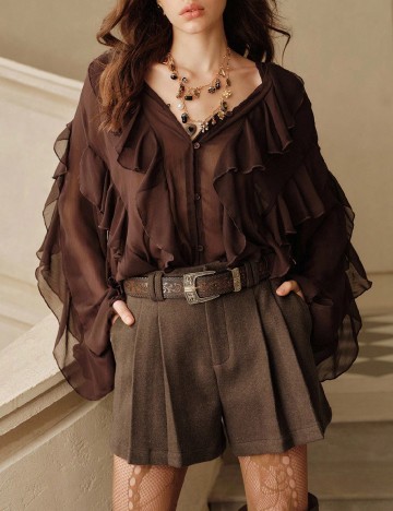 
						Pantaloni scurti Savoree, maro