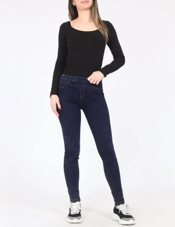 Blugi Bershka, albastru