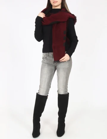 Fular Bershka, visiniu