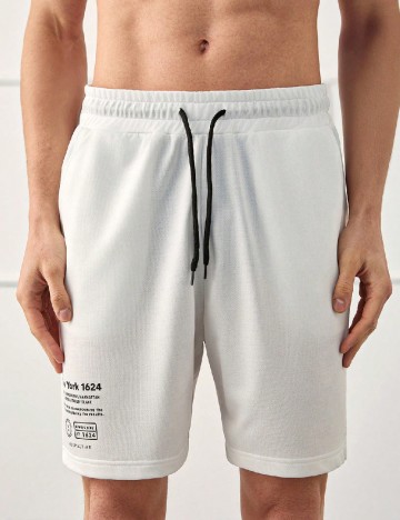 
						Pantaloni scurti SHEIN, alb