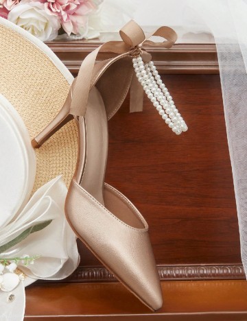 Pantofi Cuccoo, crem