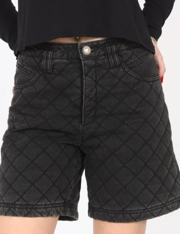 Pantaloni scurti Bershka, negru