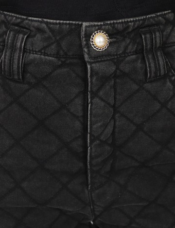 Pantaloni scurti Bershka, negru