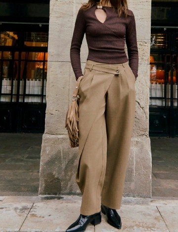 
						Pantaloni SHEIN, kaki