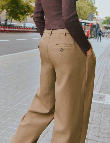 Pantaloni SHEIN, kaki