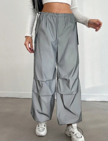 
						Pantaloni SHEIN, gri