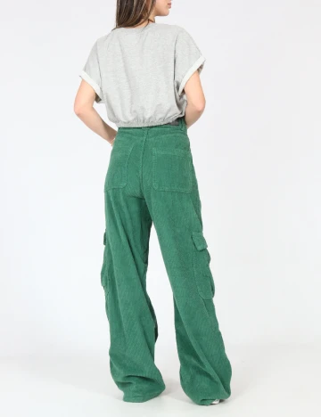Pantaloni Bershka, verde