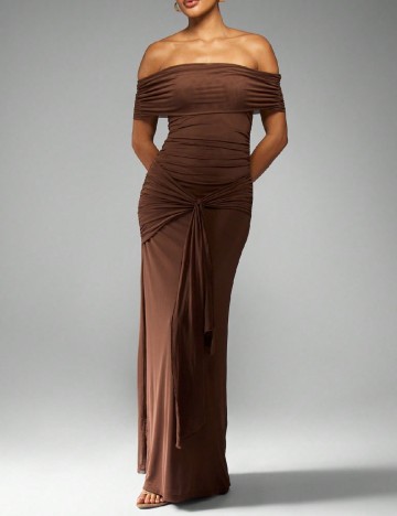 
						Rochie lunga Missguided, maro