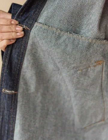 Trench Dazy, bleumarin