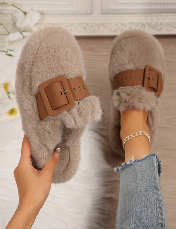 Papuci de Casa SHEIN, maro deschis