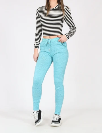 Pantaloni Bershka, turcoaz