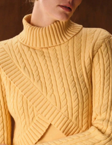 Compleu MOTF, galben