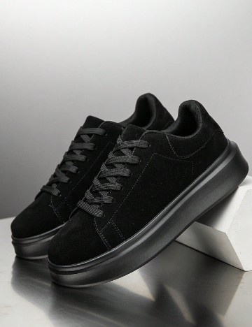 
						Adidasi SHEIN, negru