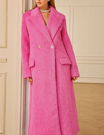 Palton Aveloria, roz