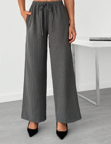 Pantaloni SHEIN, gri