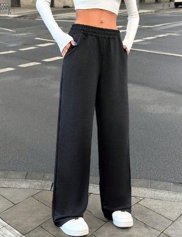 
						Pantaloni SHEIN, negru