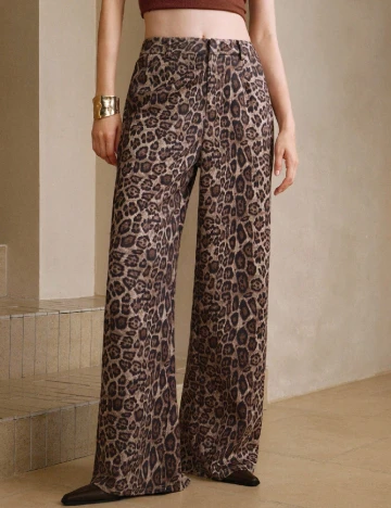 Pantaloni SHEIN, animal print