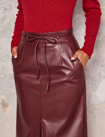 Fusta SHEIN, visiniu